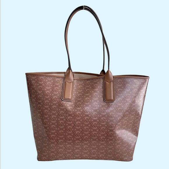 Michael Kors Tote & Dust Bag - Picture 2 of 8